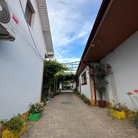 Casa Cu Flori Gasthuis Corbu (Constanta)